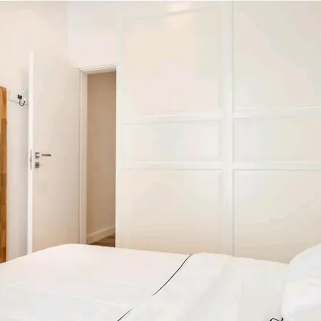 公寓 Whale Song - With Private Parking 斯培西亚