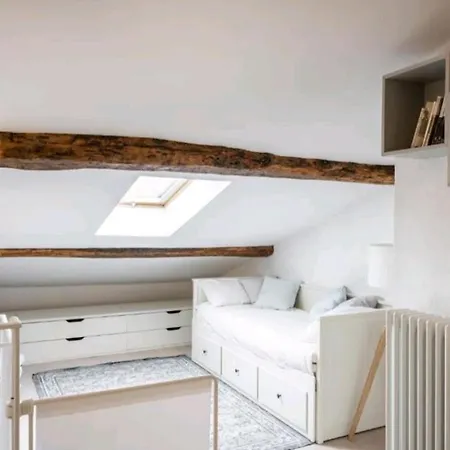 公寓 Whale Song - With Private Parking