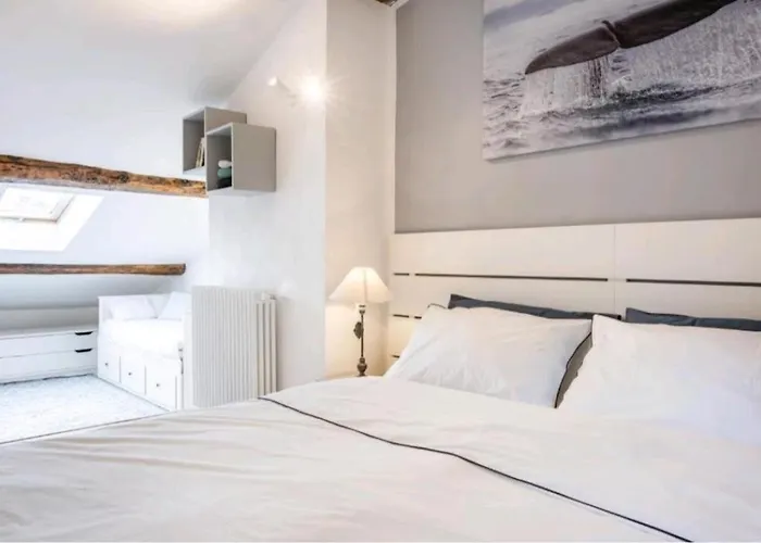 Apartment Whale Song - With Private Parking La Spezia